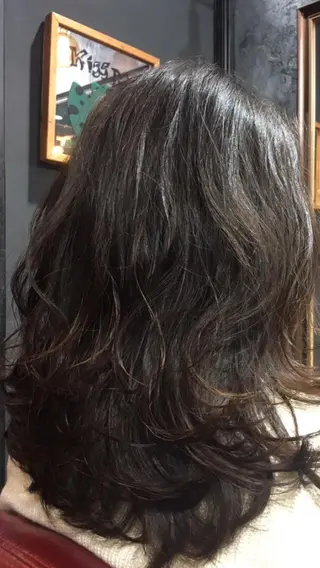 ミディアム セミロング 富田 俊介 KLATZ&POULのヘアスタイル
