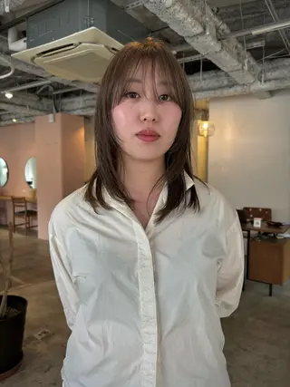 セミロング カラー yu maのヘアスタイル