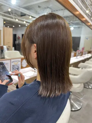 ミディアム カラー 我満 宏映のヘアスタイル