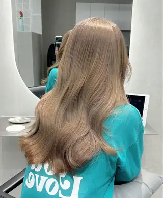ロング カラー sera 🎀ベージュのヘアスタイル