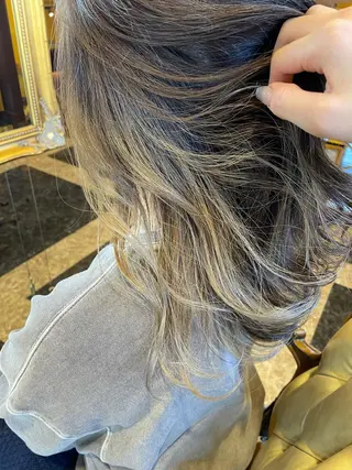 セミロング カラー 田中 沙織のヘアスタイル