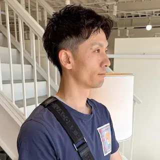 ショート パーマ メンズ 安西 香利奈のヘアスタイル