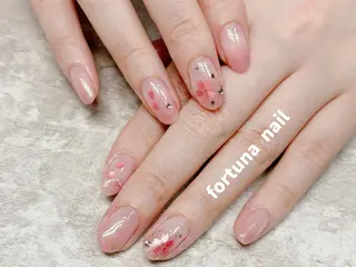 ネイル Nail •Head スパFortunaのネイルデザイン