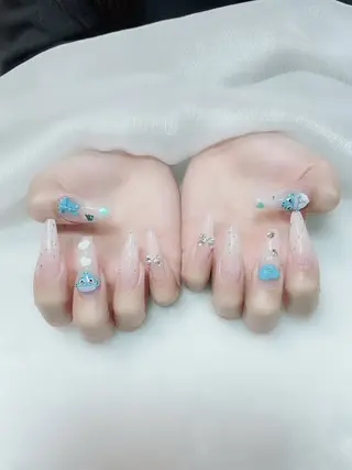 ネイル Amina nail salonのネイルデザイン