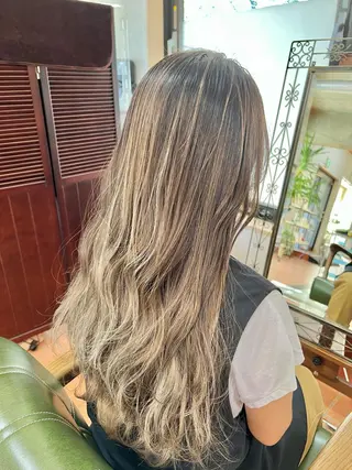 ロング カラー 石井 佑樹のヘアスタイル