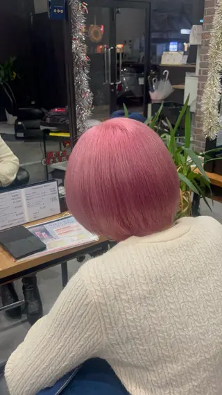ショート 🥀ハイトーン/三澤 歩夢のヘアスタイル