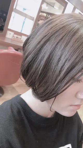 ショート カラー 銀座フリーランススタ イリストMIYUKIのヘアスタイル