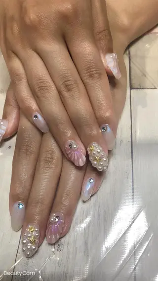 ネイル ✨アン ミユ✨のネイルデザイン
