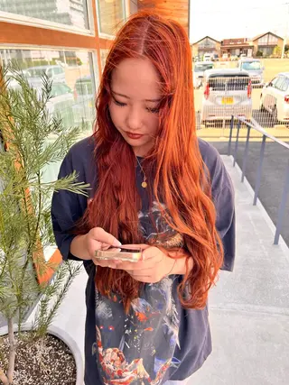 ロング カラー 吉水 果穂のヘアスタイル