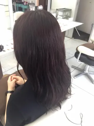 セミロング カラー 岩崎 裕司のヘアスタイル
