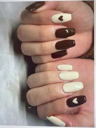 ネイル エ イのネイルデザイン