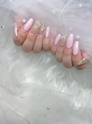 ネイル PEEKABOO 旧:momo京橋のネイルデザイン