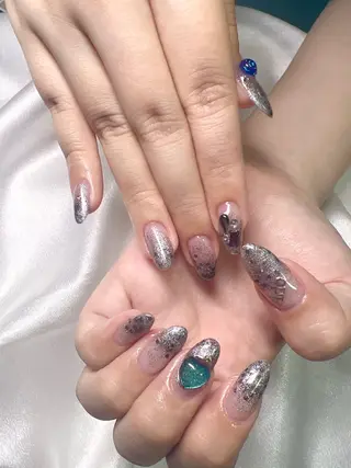 ネイル Rarity Salon  H.Sのネイルデザイン