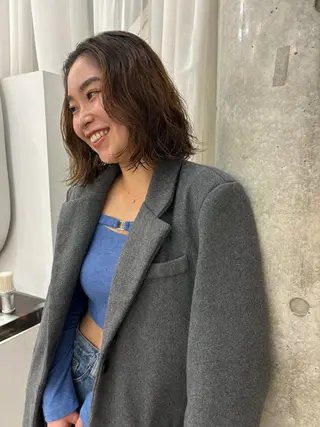 ミディアム パーマ オカモト ハルカのヘアスタイル