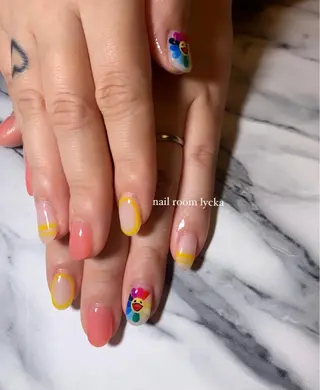 ネイル ネイルルームリッカ 𝐦𝐚𝐲𝐮のネイルデザイン