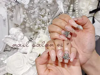 ネイル ✨Nailsalon Vi+✨のネイルデザイン