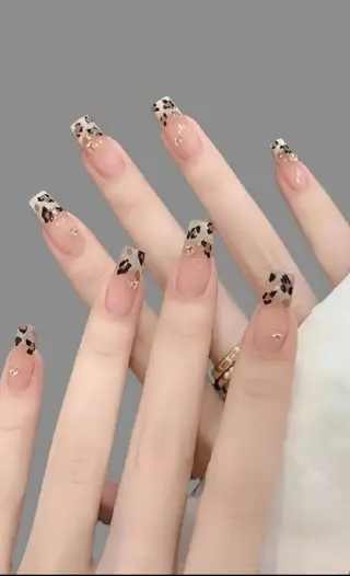ネイル Li RUIFENGのネイルデザイン