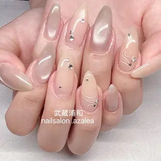 ネイル R inのネイルデザイン