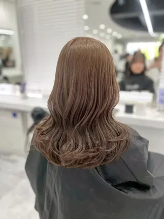 カラー 韓国風カラー🤍 オリーブ/グレージュのヘアスタイル