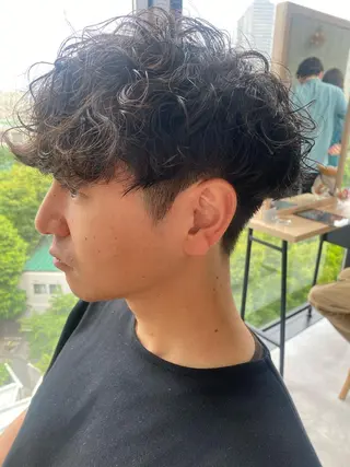 パーマ メンズ 似合う髪型見つけます AYAKAのヘアスタイル