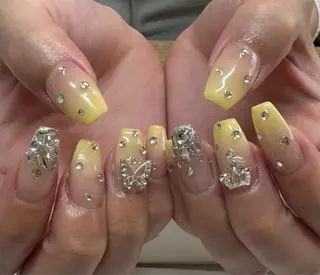 ネイル MH_ Nailのネイルデザイン