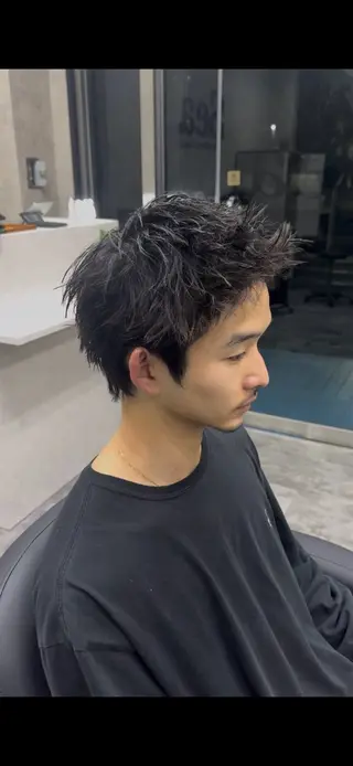 ショート メンズ 横田 拓実のヘアスタイル
