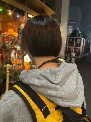 ショート レイヤーカット\ウル フ　chinatsuのヘアスタイル