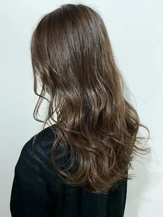 ロング カラー 夜23時まで予約🉑 reverieあきらのヘアスタイル