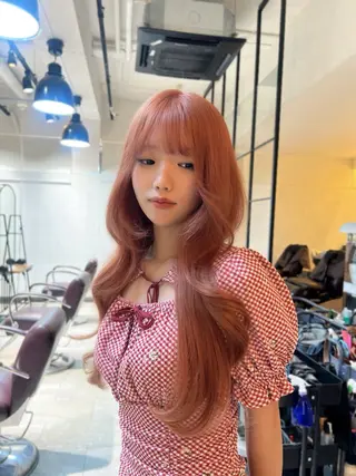 ロング カラー ヘアアレンジ 🎀ハイトーン・艶 カラー HANA🎀のヘアスタイル