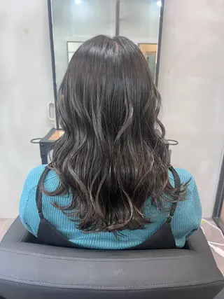 セミロング Cecilhair なんば店    岩川のヘアスタイル