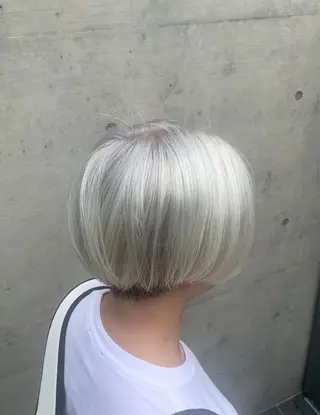 ショート カラー 色落ちまでキレイに！ ！女性サロンのヘアスタイル