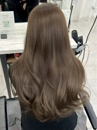 ロング カラー 盛れるベージュ✨韓国 レイヤーkanatoのヘアスタイル