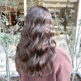 セミロング カラー 美髪矯正/髪質改善 /透明感ある艶カラーのヘアスタイル