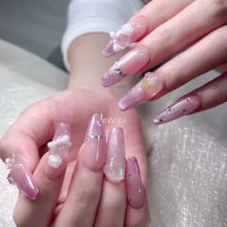 ネイル Queens テイのネイルデザイン