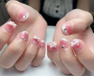 ネイル 中野駅から2分 MEO NAILのネイルデザイン