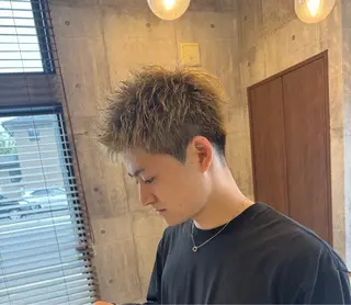 カラー ヤマザキ ソラのヘアスタイル