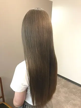 カラー 💐透明感カラー/ 🪿ブリーチ/真野のヘアスタイル