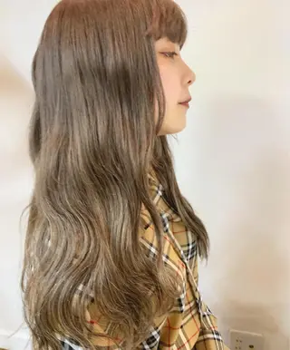 ロング カラー Shiho お洒落な エクステ♡ハイトーンのヘアスタイル