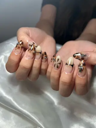ネイル nailroom sb𓈒𓂂𓏸のネイルデザイン