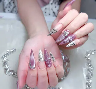 ネイル Lyna 池袋のネイルデザイン