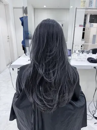 ロング カラー 寒色/韓国カラー Ukyouのヘアスタイル