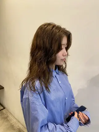 ロング カラー パーマ やました もえかのヘアスタイル