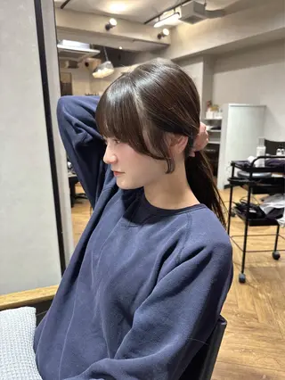 セミロング 檜谷 晴　顔周りカットのヘアスタイル