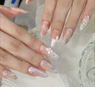 ネイル Pure&Rich Nailのネイルデザイン