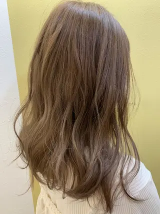 セミロング カラー hubhair レイヤー/透明感のヘアスタイル