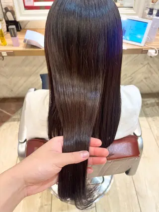 ロング ハイトーンカラー シールエクステのヘアスタイル