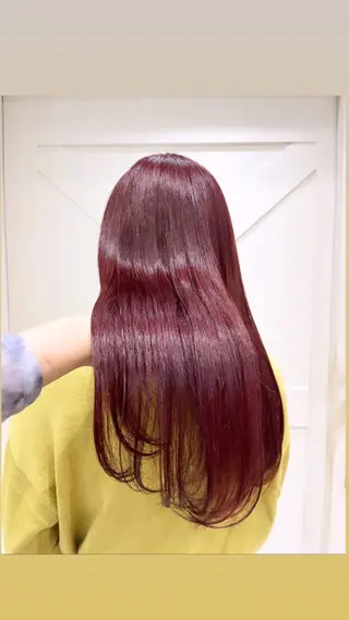 ロング カラー ハイトーンカラー シールエクステのヘアスタイル
