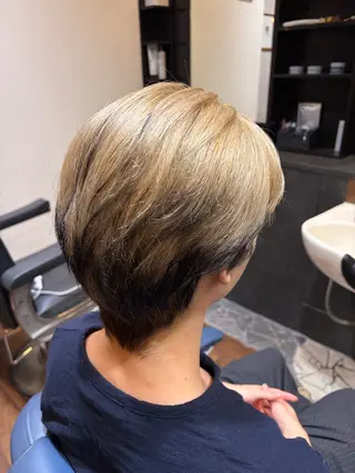 カラー 華梨／ カットモデル募集中のヘアスタイル