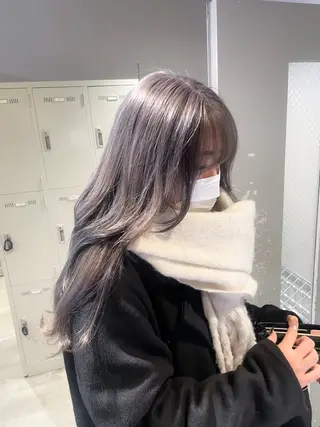セミロング カラー 抜け感レイヤー︴ ニュアンスカラーのヘアスタイル