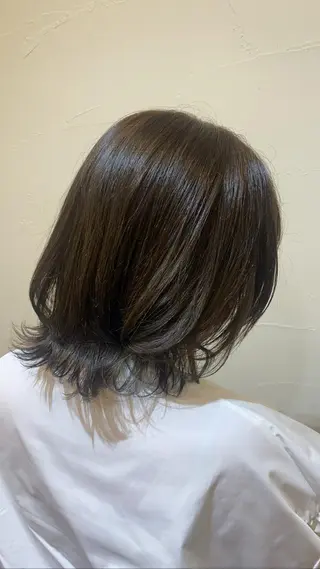 ミディアム 横山 カミールのヘアスタイル